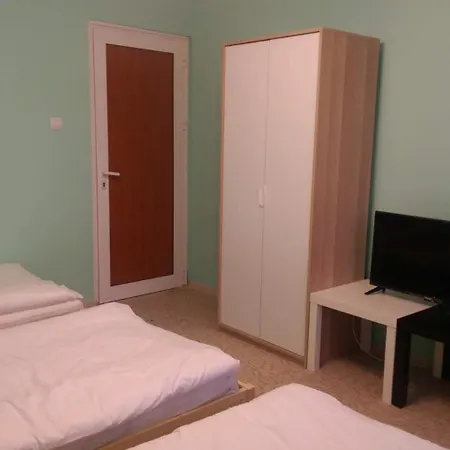 за гости деметра * София