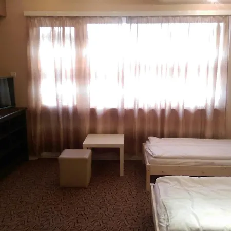 за гости деметра 索菲亞